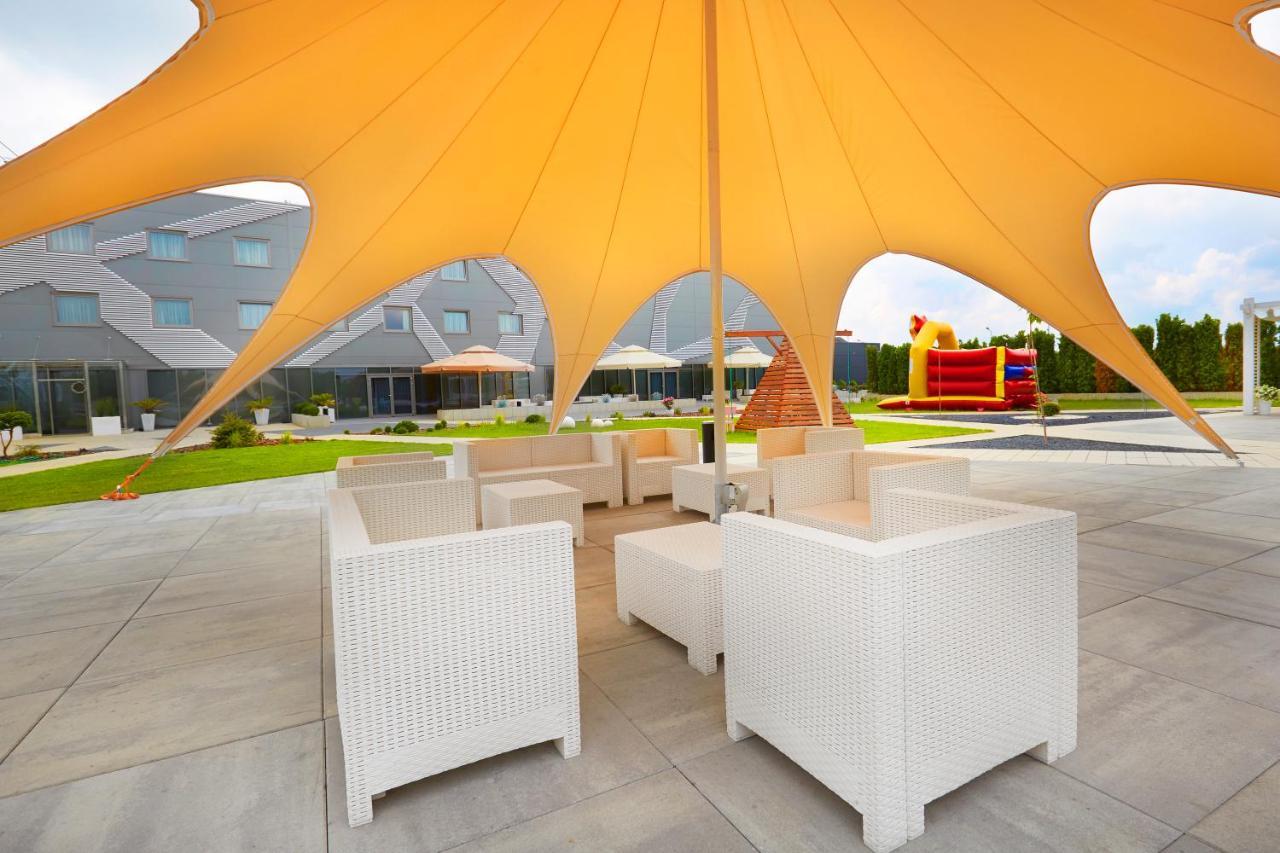 Hotel Porto Radomsko Zewnętrze zdjęcie