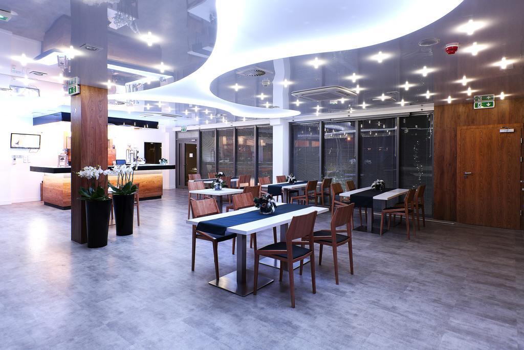 Hotel Porto Radomsko Zewnętrze zdjęcie