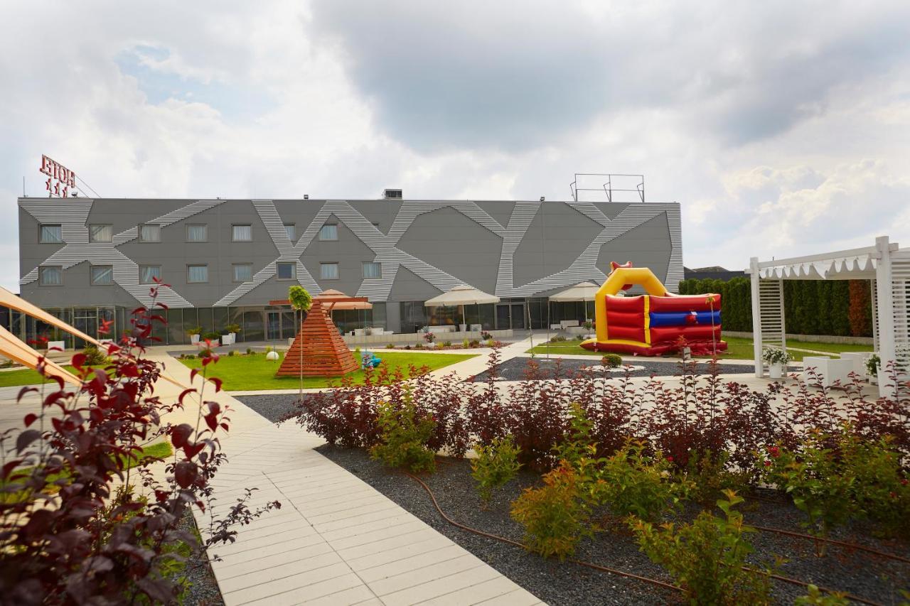 Hotel Porto Radomsko Zewnętrze zdjęcie